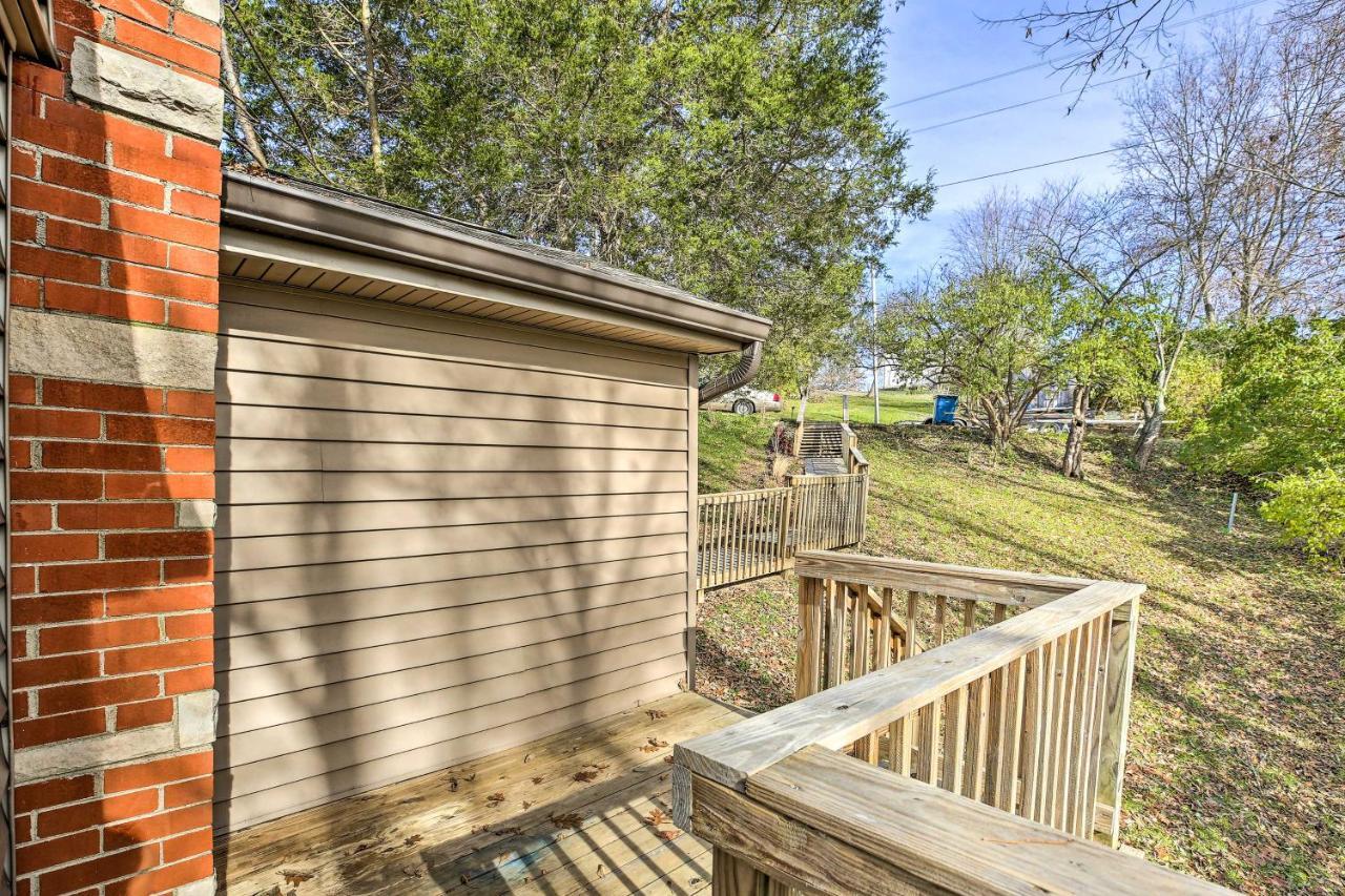 Sunny Hill Cottage Dry Ridge Escape With Deck! 外观 照片